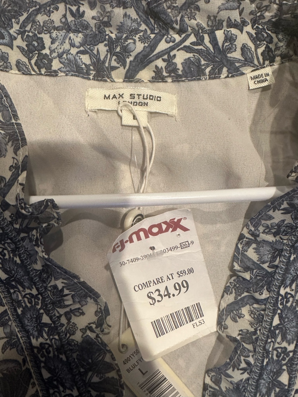 Max Studio Blue and White Floral Maxi Dress with Smocked Waist - Picture 3 of 4